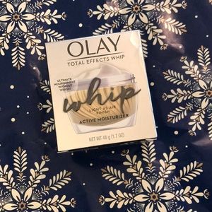 Olay Total Effects Whip Active Moisturizer